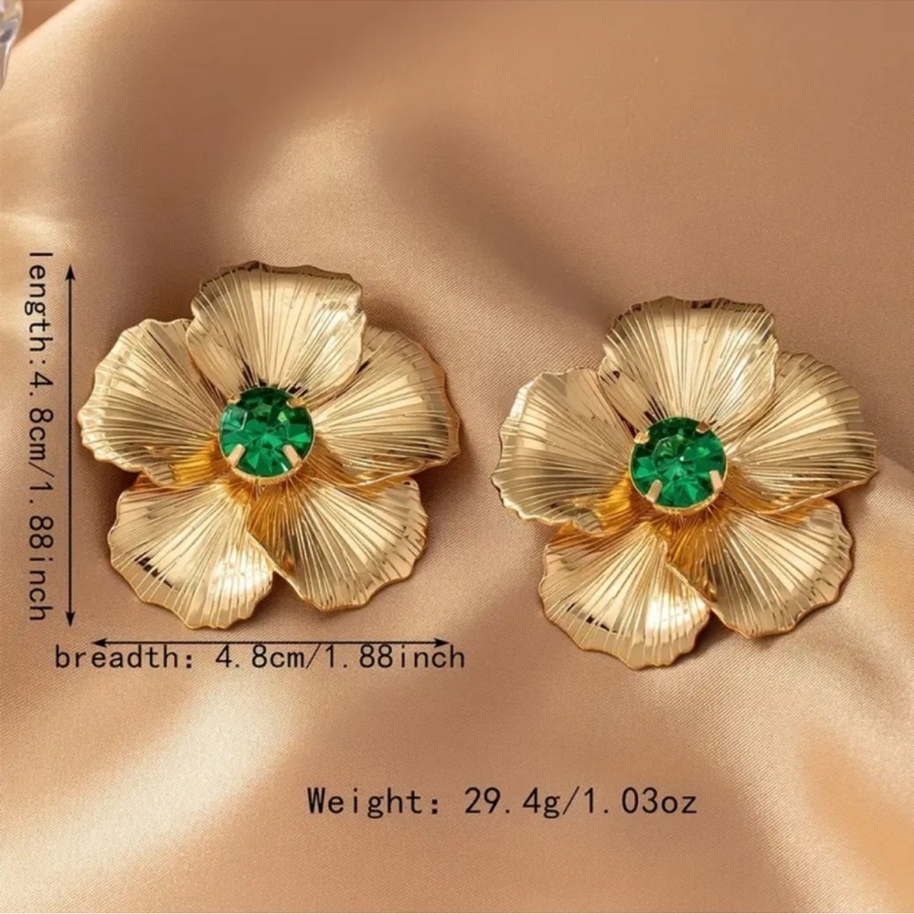 NEW! Gold Floral Statement Earrings.  Luxury Green Rhinestone Earrings 💚 A3-130 - Picture 3 of 3